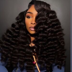 Meet your Posher, Love